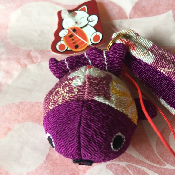 Japanese Goldfish charm - Picture 7 of 7